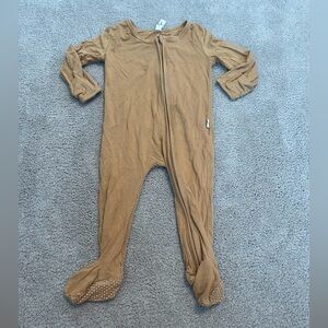 12-18 small shop bamboo sleeper